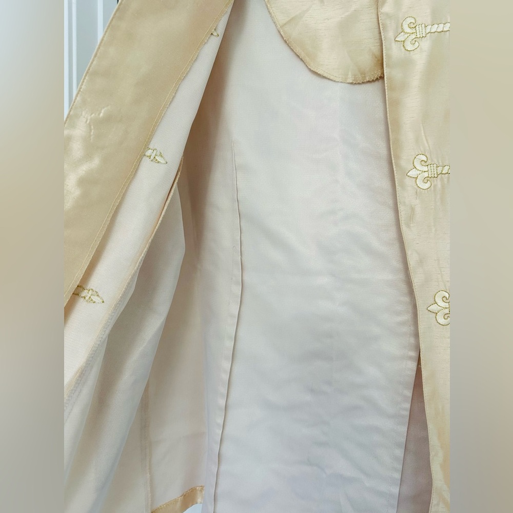 Womens Cream Embroidered Mandarin Collar Blazer - Picture 5 of 6
